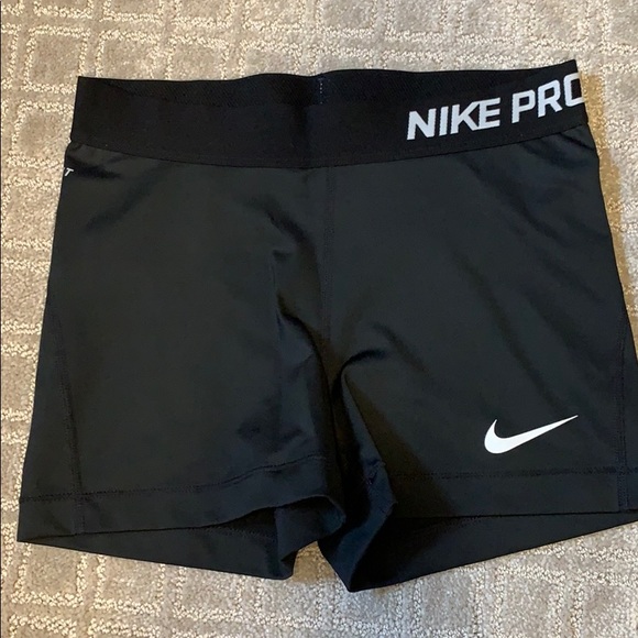 Nike Pants - Nike Pro dri-fit shorts